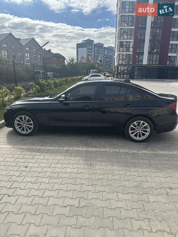 Седан BMW 3 Series 2012 в Луцке