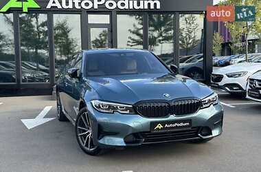 Седан BMW 3 Series 2019 в Киеве