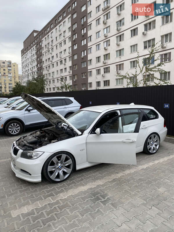 Універсал BMW 3 Series 2005 в Одесі
