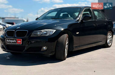 Седан BMW 3 Series 2010 в Львове