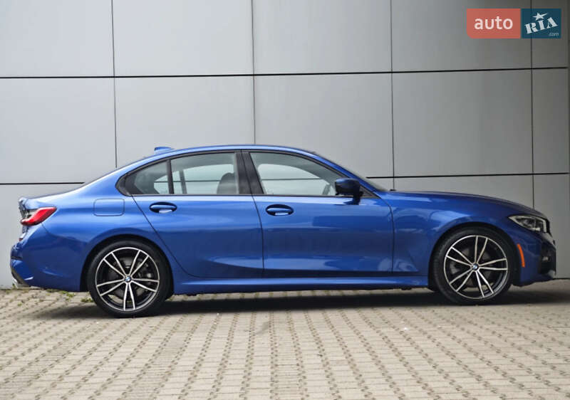 Седан BMW 3 Series 2019 в Львове
