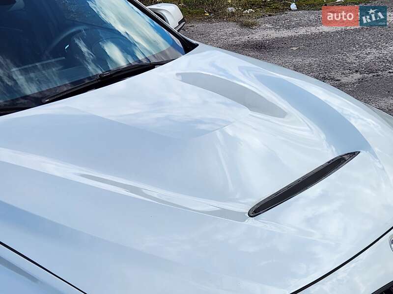 Седан BMW 3 Series 2017 в Ровно