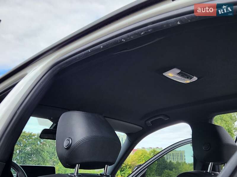 Седан BMW 3 Series 2016 в Ровно фото 29 Седан BMW 3 Series 2016 в Ровно