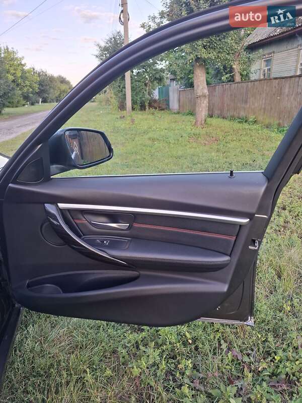 Седан BMW 3 Series 2017 в Конотопе