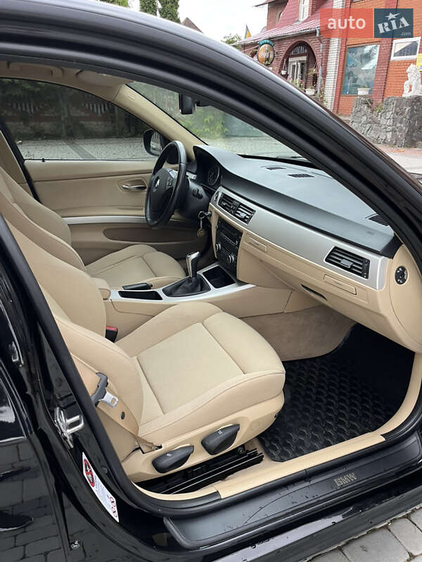 Седан BMW 3 Series 2010 в Львові фото 14 Седан BMW 3 Series 2010 в Львові