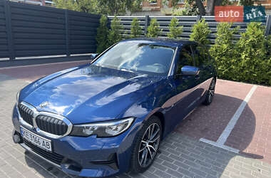 Седан BMW 3 Series 2021 в Черкассах