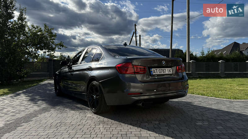 Седан BMW 3 Series 2016 в Коломые