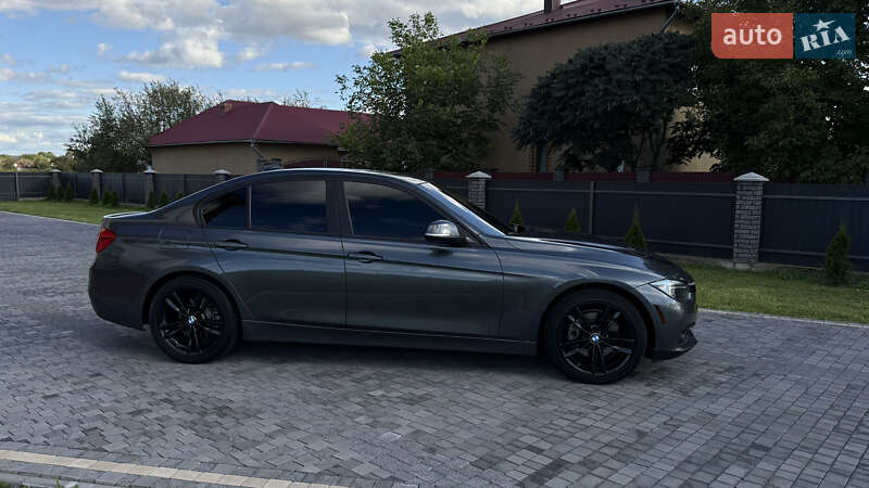 Седан BMW 3 Series 2016 в Коломые