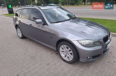 Седан BMW 3 Series 2009 в Києві