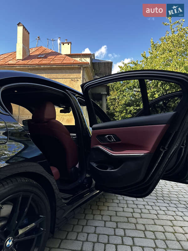Седан BMW 3 Series 2024 в Львове