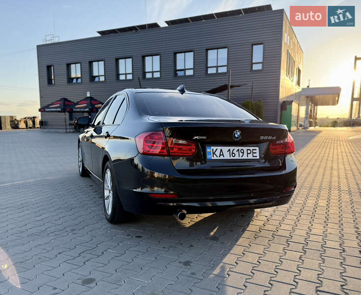 Седан BMW 3 Series 2013 в Киеве