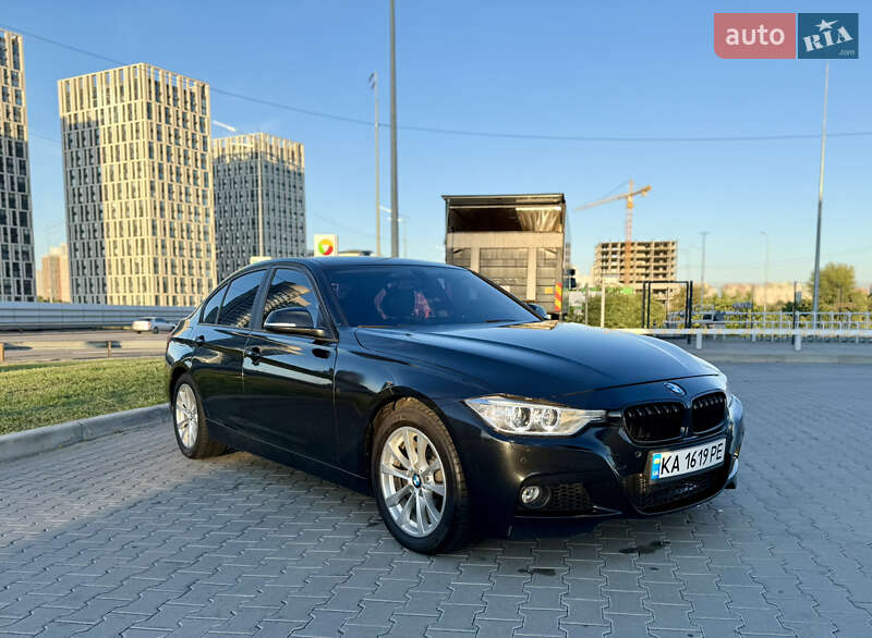 Седан BMW 3 Series 2013 в Киеве