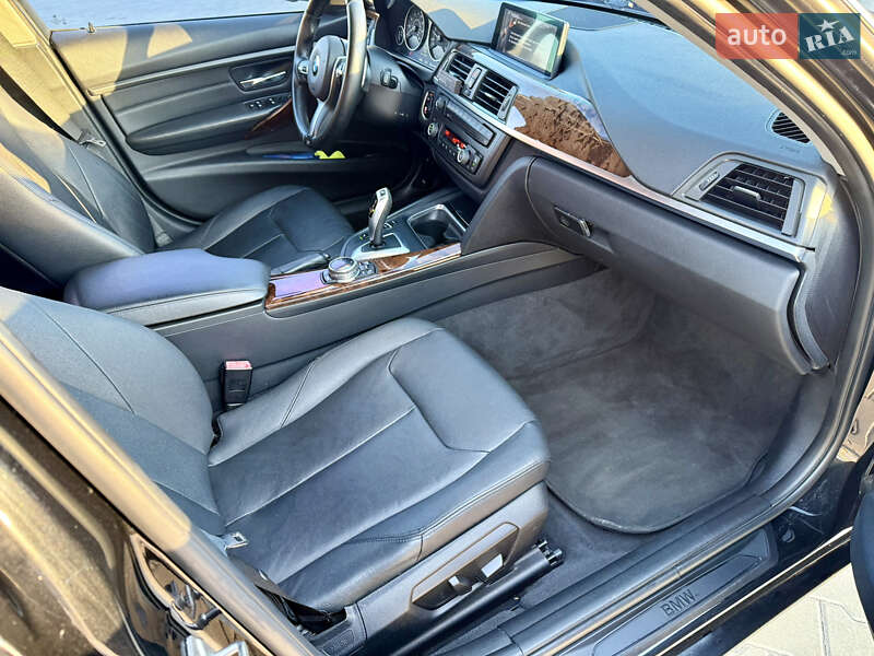 Седан BMW 3 Series 2013 в Киеве