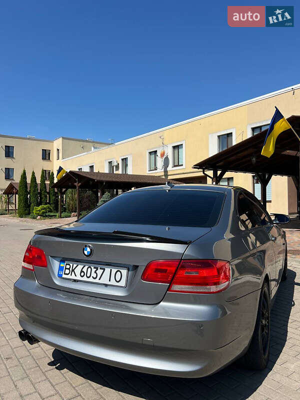 Купе BMW 3 Series 2008 в Ровно фото 12 Купе BMW 3 Series 2008 в Ровно