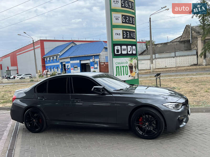 Седан BMW 3 Series 2013 в Одессе
