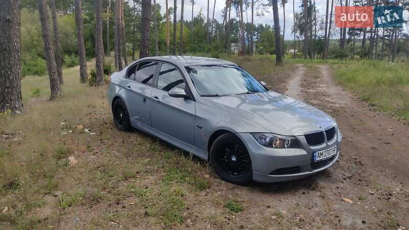 Седан BMW 3 Series 2005 в Житомире