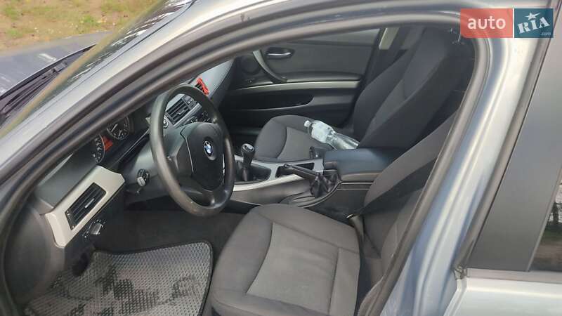 Седан BMW 3 Series 2005 в Житомире