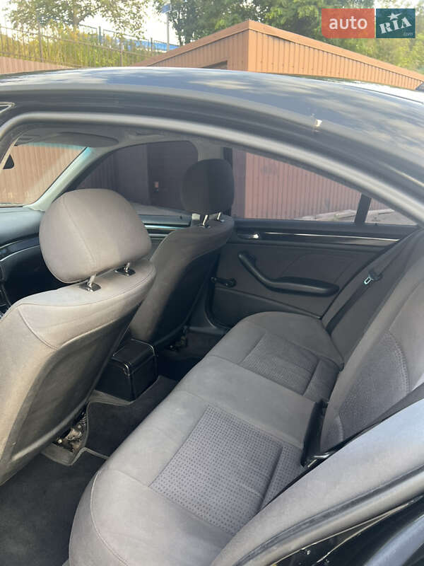 Седан BMW 3 Series 2002 в Рівному