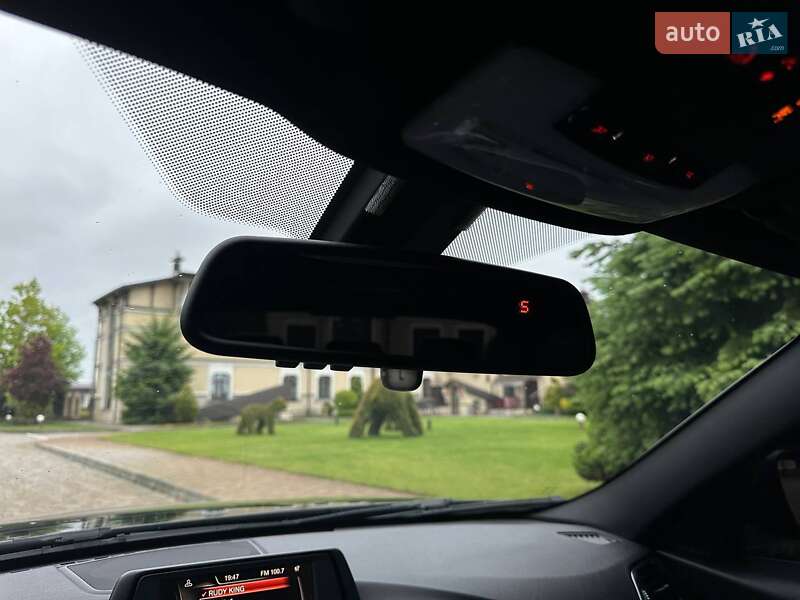 Седан BMW 3 Series 2016 в Рівному