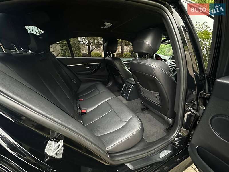Седан BMW 3 Series 2016 в Рівному