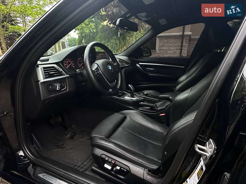 Седан BMW 3 Series 2016 в Рівному