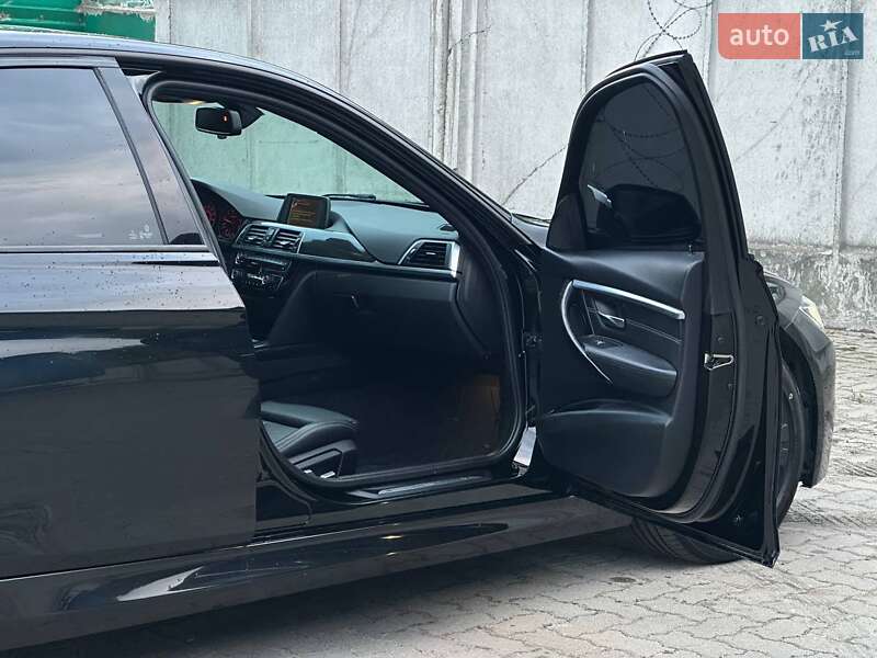 Седан BMW 3 Series 2016 в Рівному