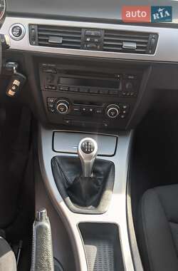 Універсал BMW 3 Series 2007 в  фото 15 Універсал BMW 3 Series 2007 в