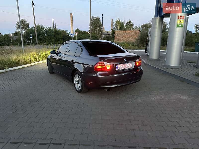 Седан BMW 3 Series 2007 в Рокитному фото 43 Седан BMW 3 Series 2007 в Рокитному