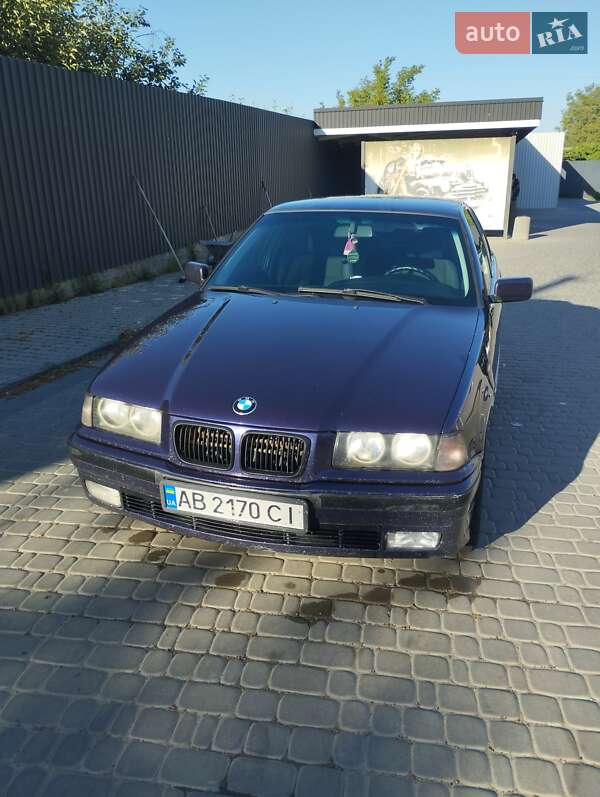 Седан BMW 3 Series 1997 в Брацлаве