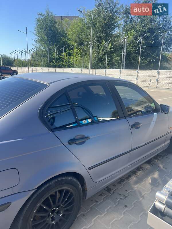 Седан BMW 3 Series 1999 в Кривом Роге