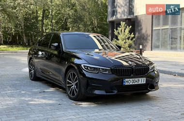 Седан BMW 3 Series 2022 в Тернополі