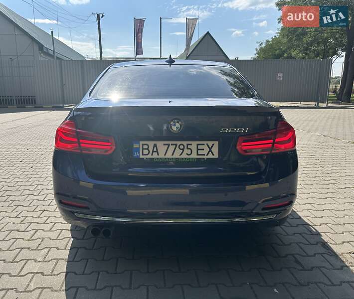 Седан BMW 3 Series 2016 в Александрие фото 5 Седан BMW 3 Series 2016 в Александрие