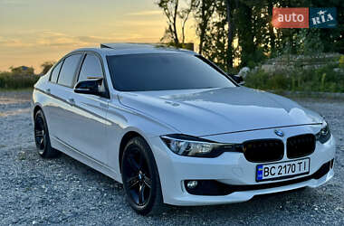 Седан BMW 3 Series 2015 в Самборе