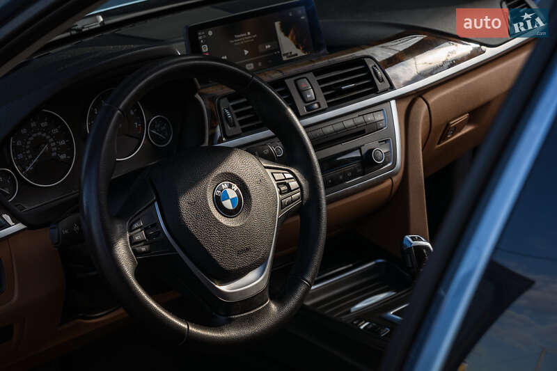 Седан BMW 3 Series 2012 в Кропивницком