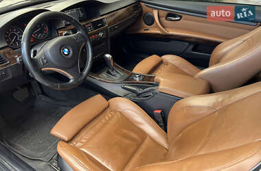 Купе BMW 3 Series 2010 в 