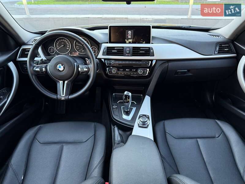 Седан BMW 3 Series 2016 в Одесі