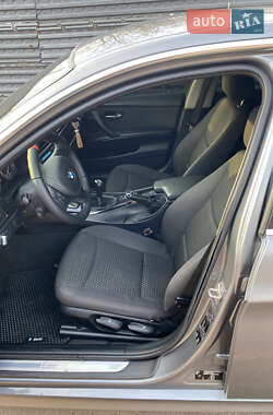 Седан BMW 3 Series 2012 в Коростені