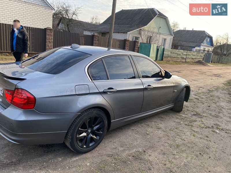 Седан BMW 3 Series 2012 в Коростені