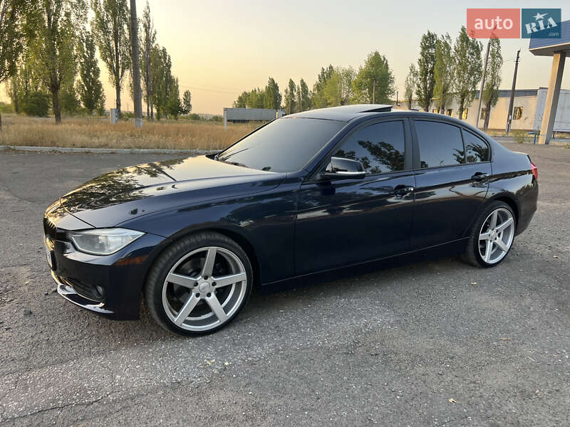 Седан BMW 3 Series 2013 в Николаеве фото 8 Седан BMW 3 Series 2013 в Николаеве