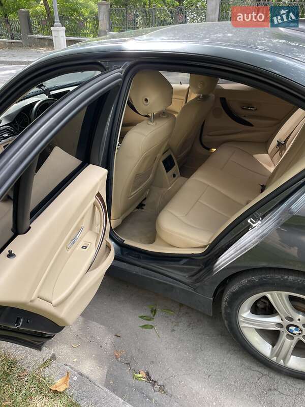 Седан BMW 3 Series 2015 в Каменец-Подольском фото 27 Седан BMW 3 Series 2015 в Каменец-Подольском