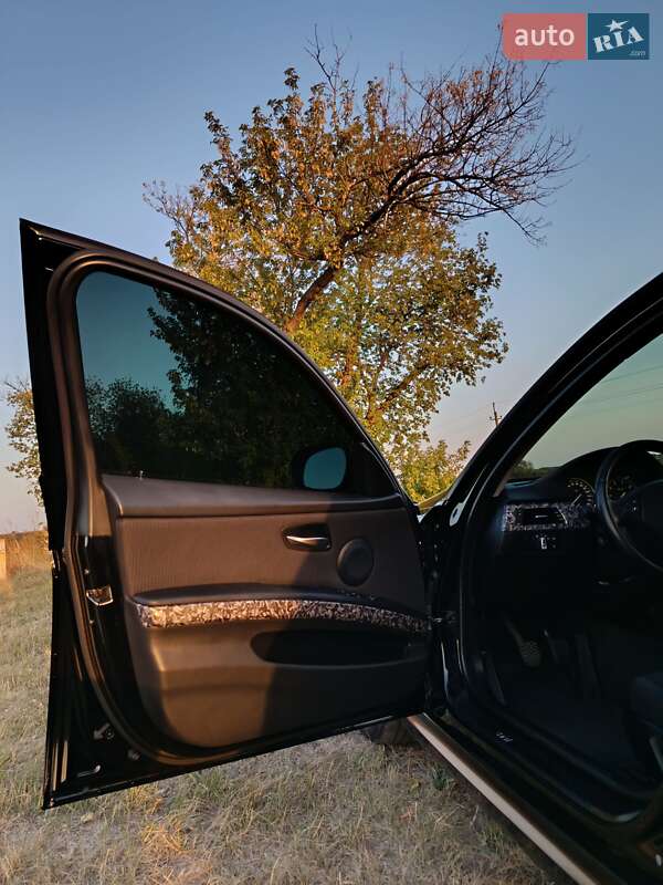Седан BMW 3 Series 2009 в Днепре фото 22 Седан BMW 3 Series 2009 в Днепре