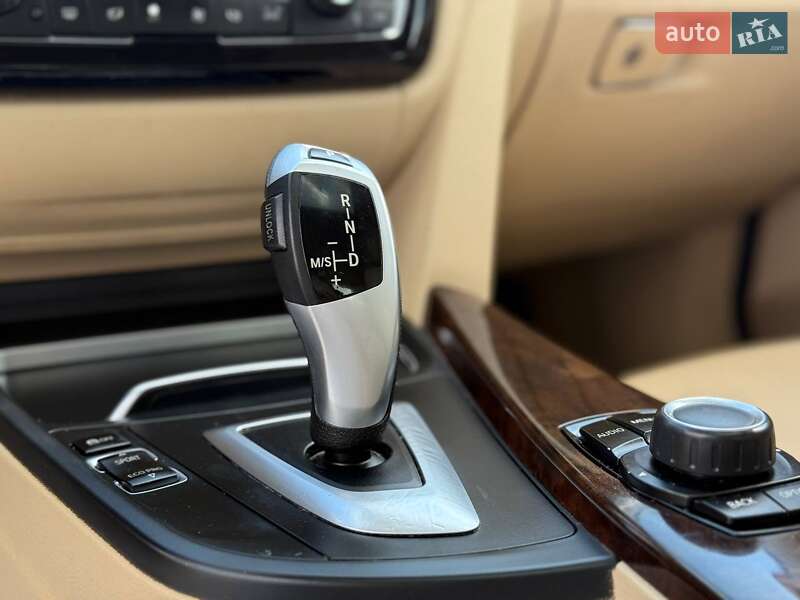 Седан BMW 3 Series 2016 в Луцке фото 14 Седан BMW 3 Series 2016 в Луцке