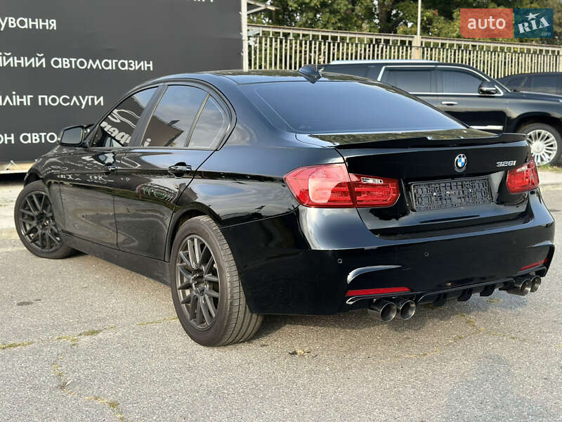 Седан BMW 3 Series 2015 в Харькове