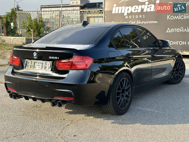 Седан BMW 3 Series 2015 в Харькове