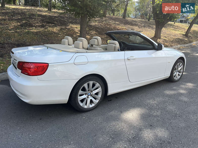 Кабриолет BMW 3 Series 2010 в Одессе фото 19 Кабриолет BMW 3 Series 2010 в Одессе
