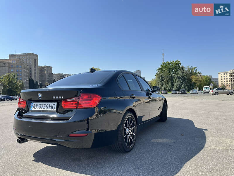 Седан BMW 3 Series 2012 в Харькове