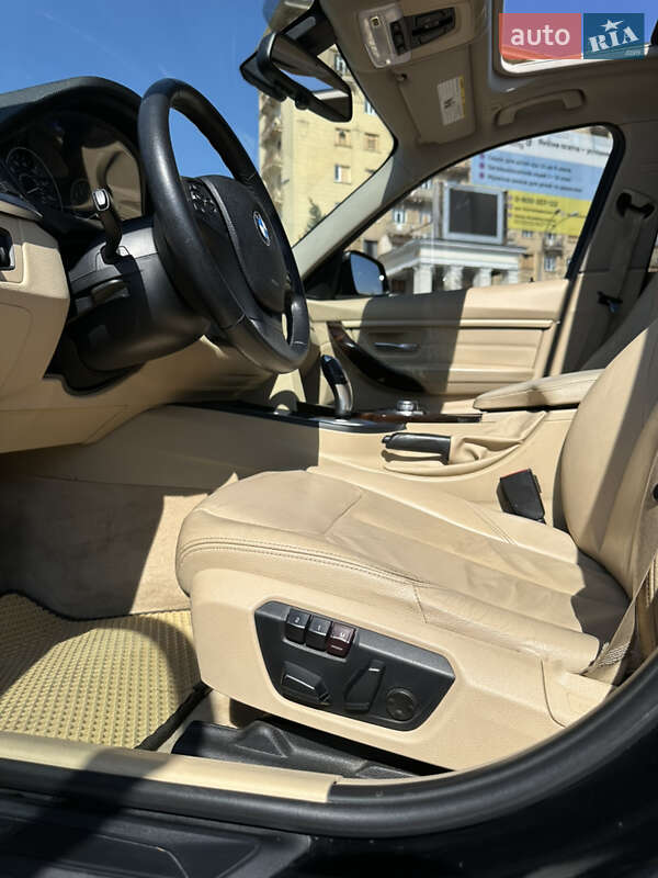 Седан BMW 3 Series 2012 в Харькове