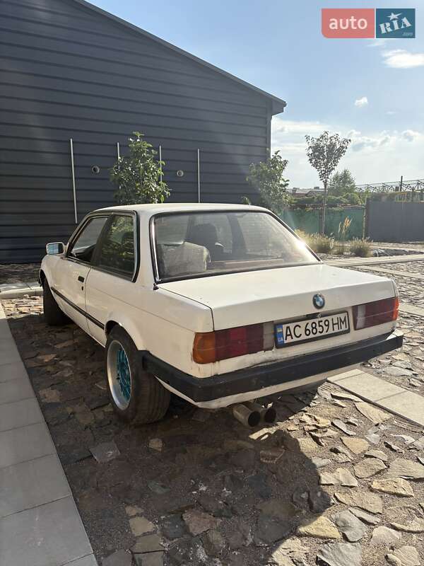 Купе BMW 3 Series 1985 в Луцьку
