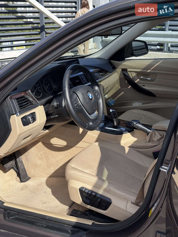Седан BMW 3 Series 2014 в Киеве