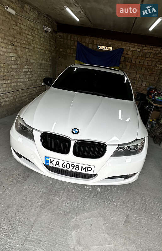 Седан BMW 3 Series 2011 в Ирпене фото 25 Седан BMW 3 Series 2011 в Ирпене
